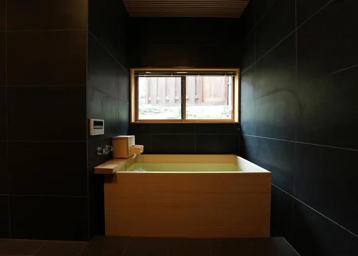 Rikka Soyuji Hinoki Woodbath 2 bedrooms Kitchen Free parking
