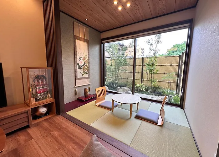 Aoi Garden Takayama 5 Minutes Walk From Takayama Station Japanese Modern Style Garden View